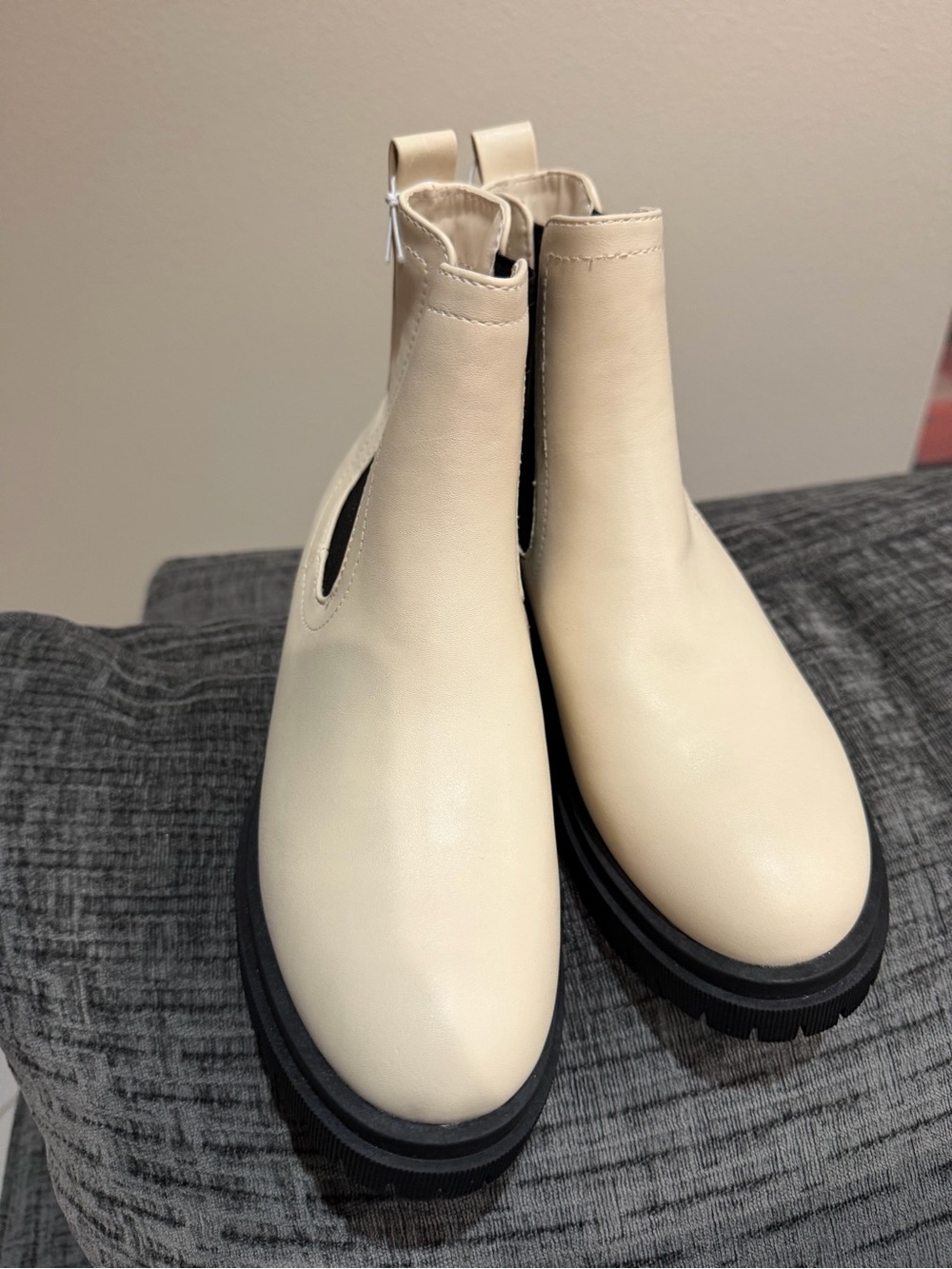 Old Navy Cream Chelsea Ankle Boots with Black Lug Sole
